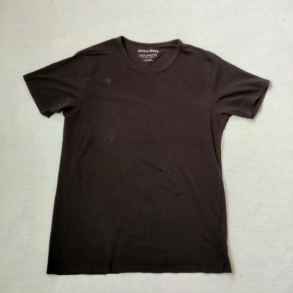 JACK and Jones black minimalist shirt sleeve t-shirt size XL - Picture 1 of 4